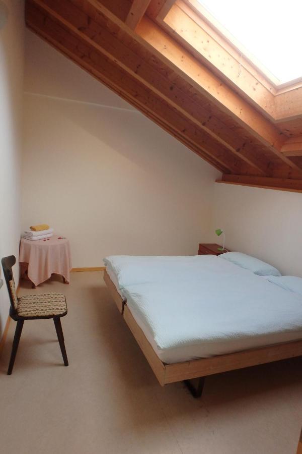 Hotel Garni Maggia Giumaglio ภายนอก รูปภาพ